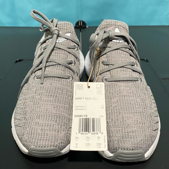 adidas swift run 2022 size 4 youth equivalent women size 6 *BRAND NEW* running - Picture 2 of 6